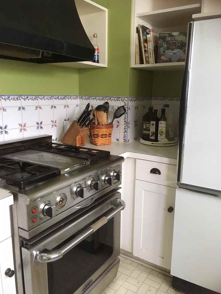 6108 9th Ave Ne #NA - Photo 4 of 5