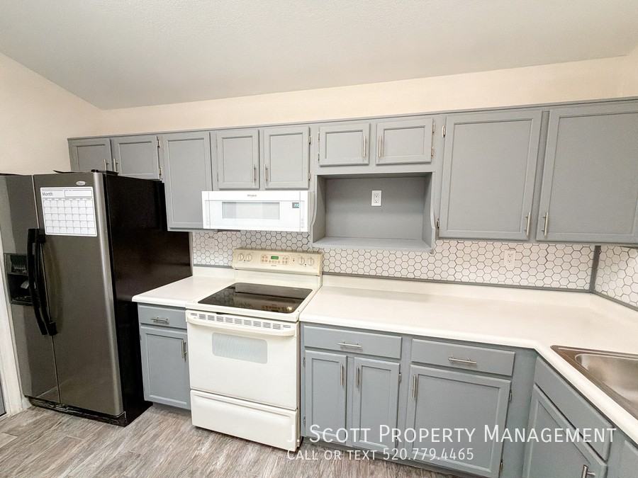 6424 W Becker Ln - Photo 7 of 18