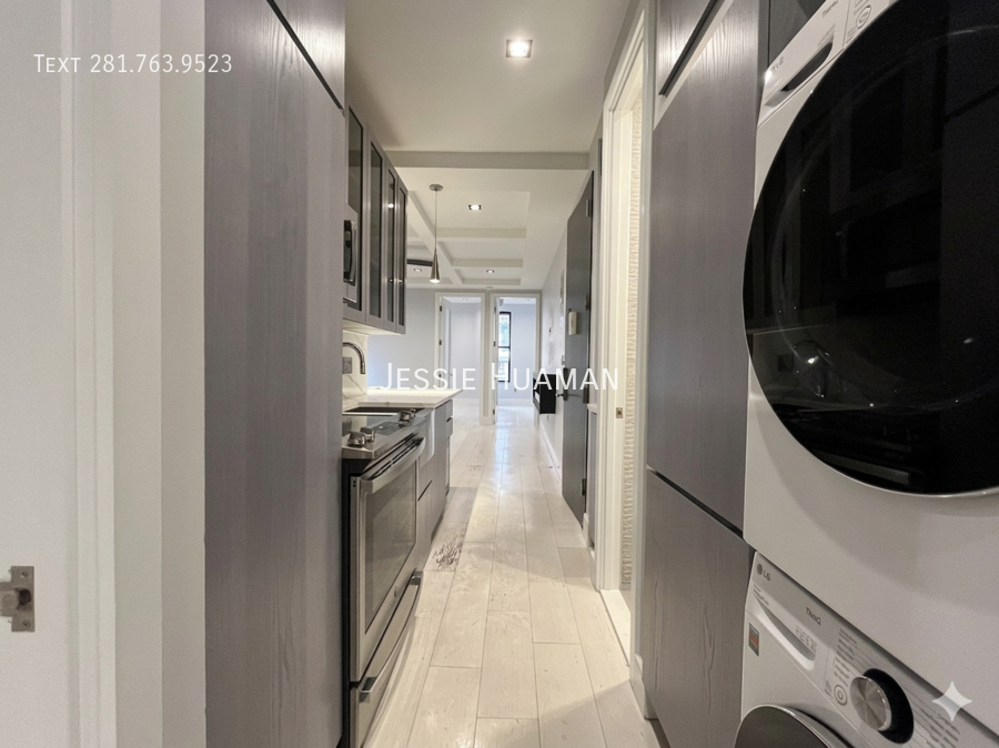 204 E 13th St #C - Photo 5 of 17