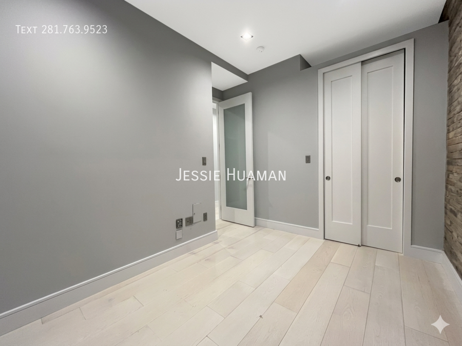 204 E 13th St #C - Photo 7 of 17