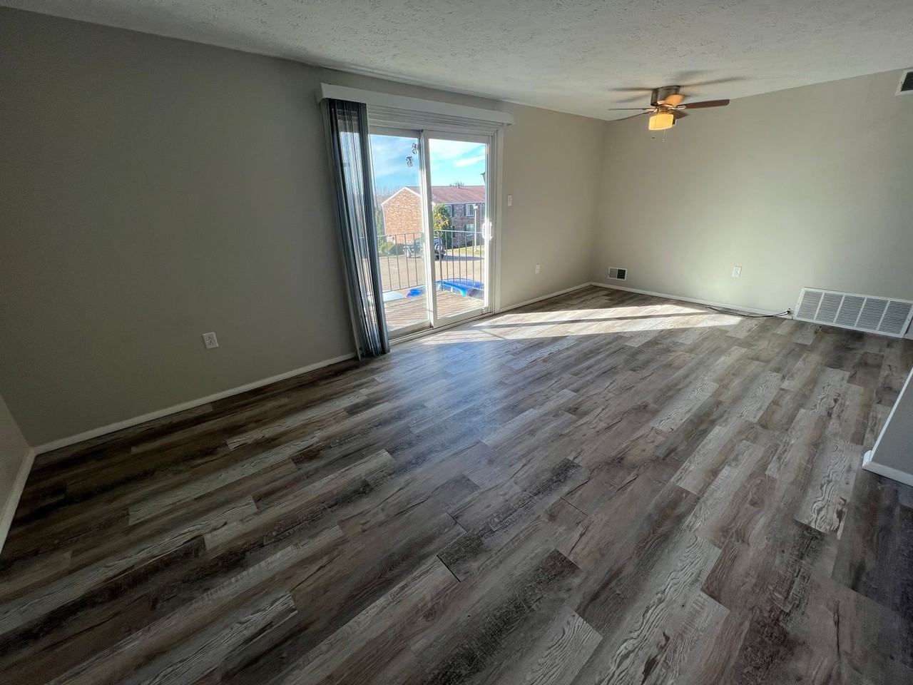 8109 Revere Pl - Photo 4 of 29