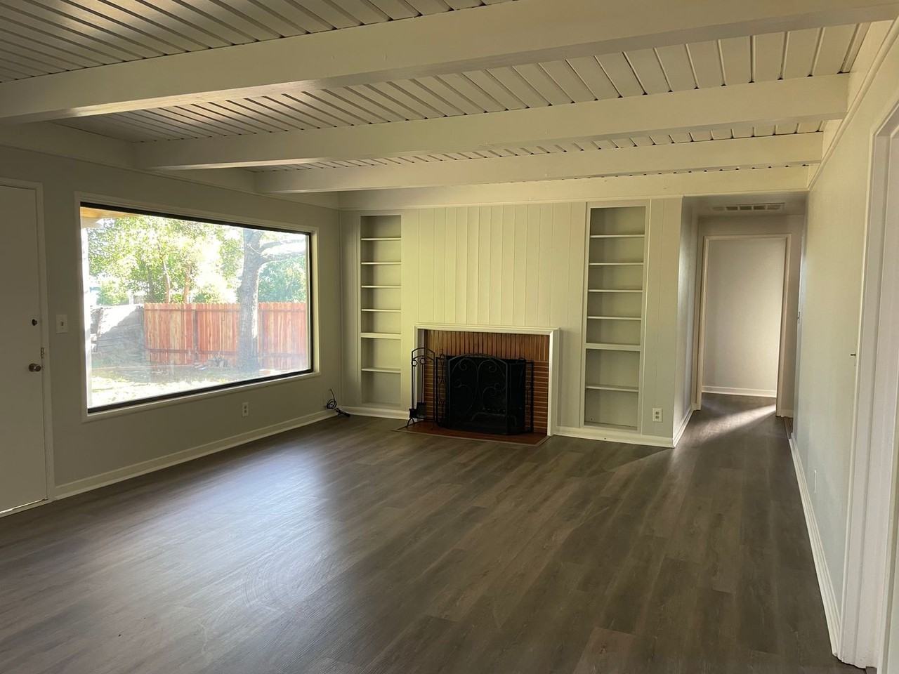 2341 Cortez Ln - Photo 2 of 23