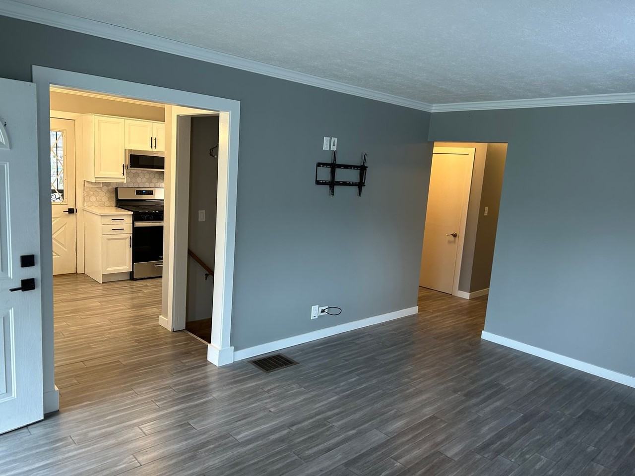 475 W Kanawha Ave - Photo 6 of 24