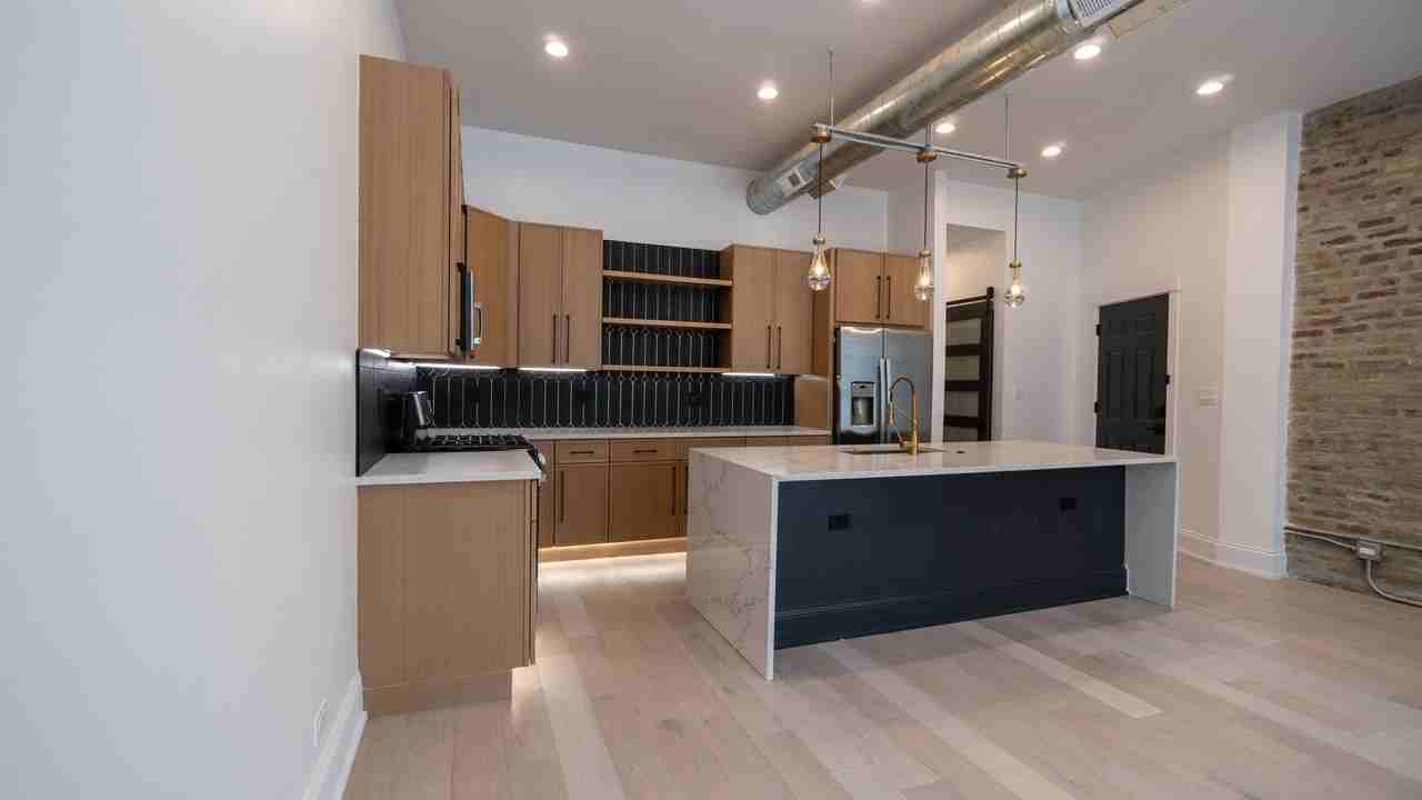 4747 N Beacon St #3N - Photo 2 of 27