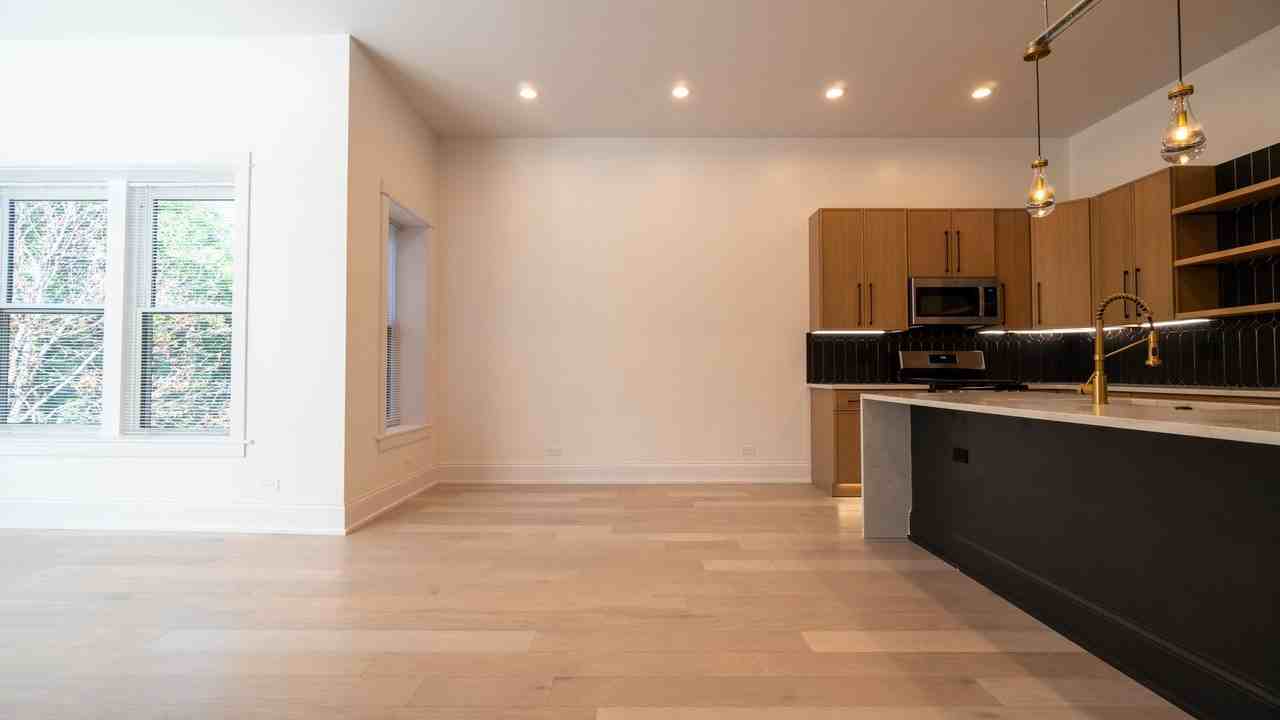 4747 N Beacon St #3N - Photo 5 of 27