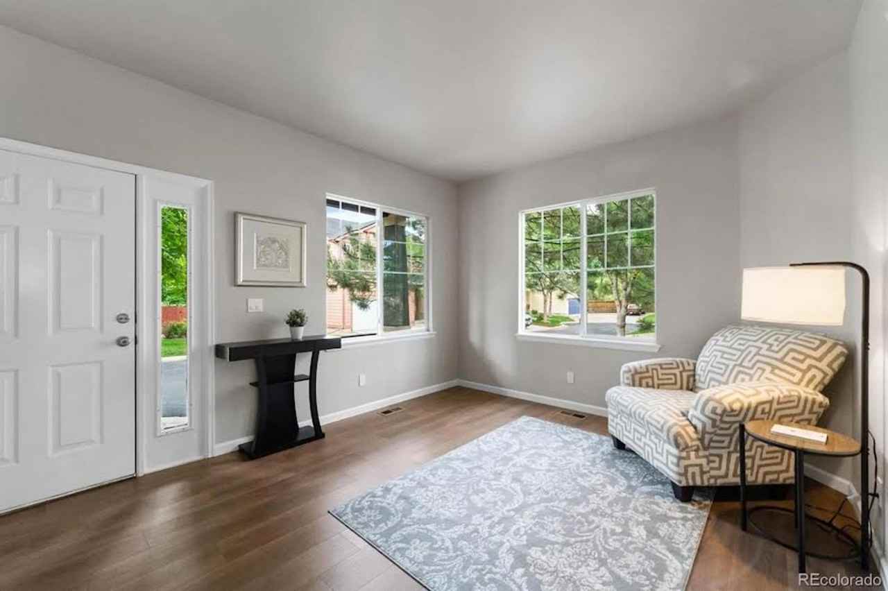 945 Evening Star Ct - Photo 3 of 6