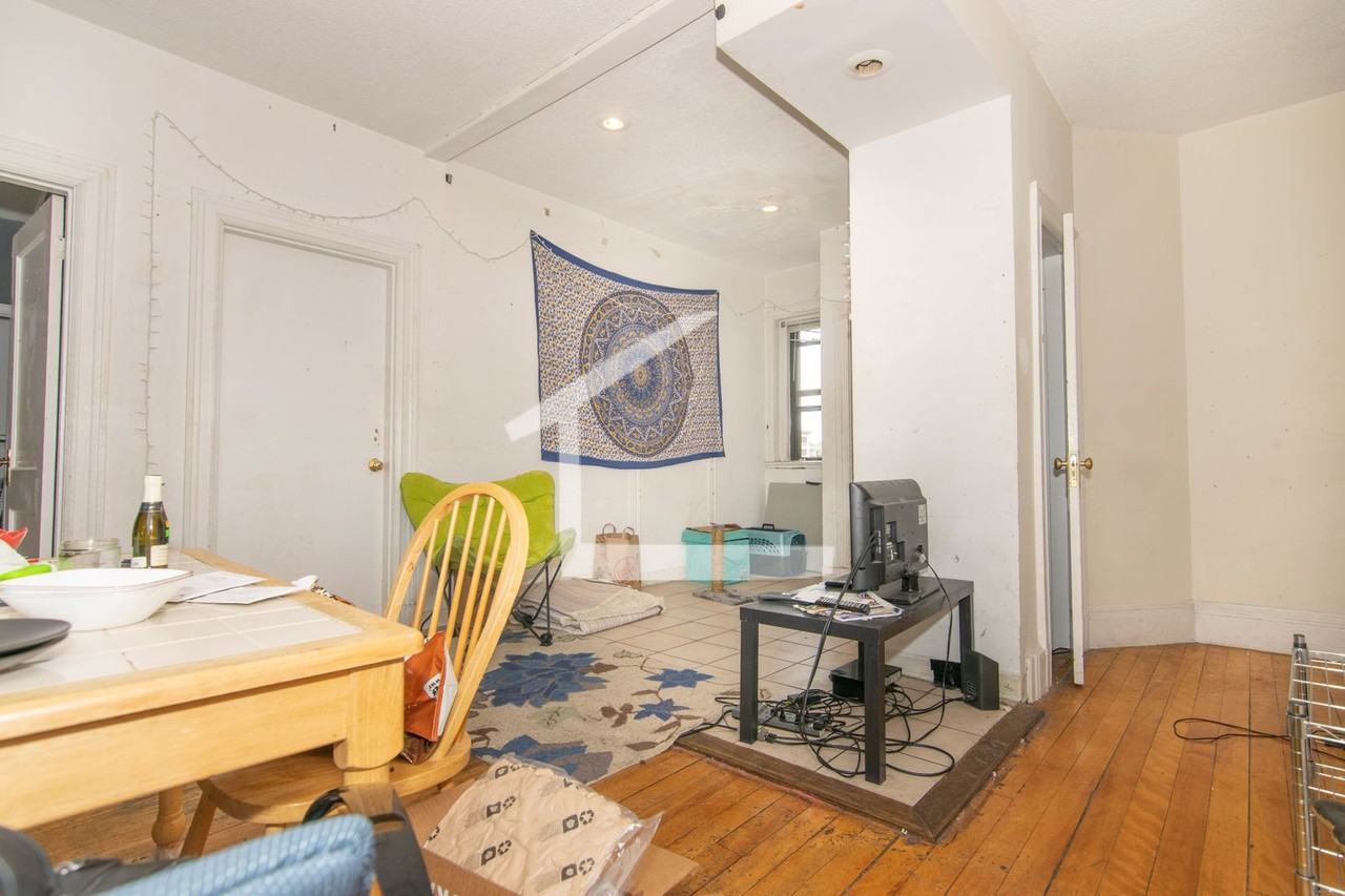 18 Spofford Rd - Photo 6 of 9