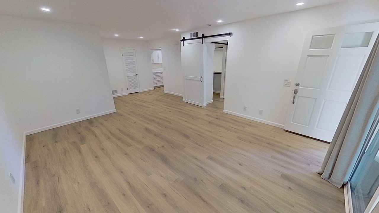 7640 Hollister Ave - Photo 5 of 23