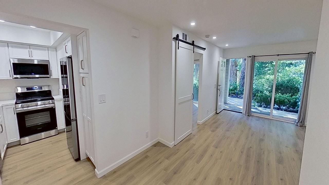 7640 Hollister Ave - Photo 6 of 23