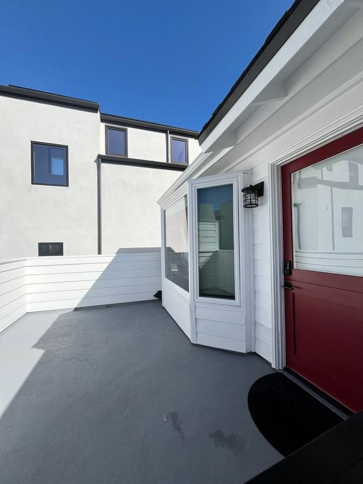 Narcissus Ave - Photo 3 of 22