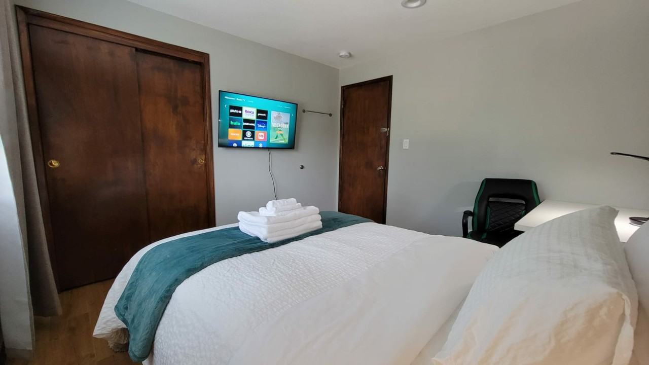 1803 N 200th St - Photo 3 of 20