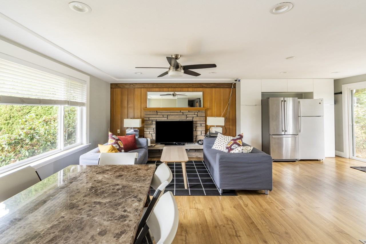 1803 N 200th St - Photo 5 of 20