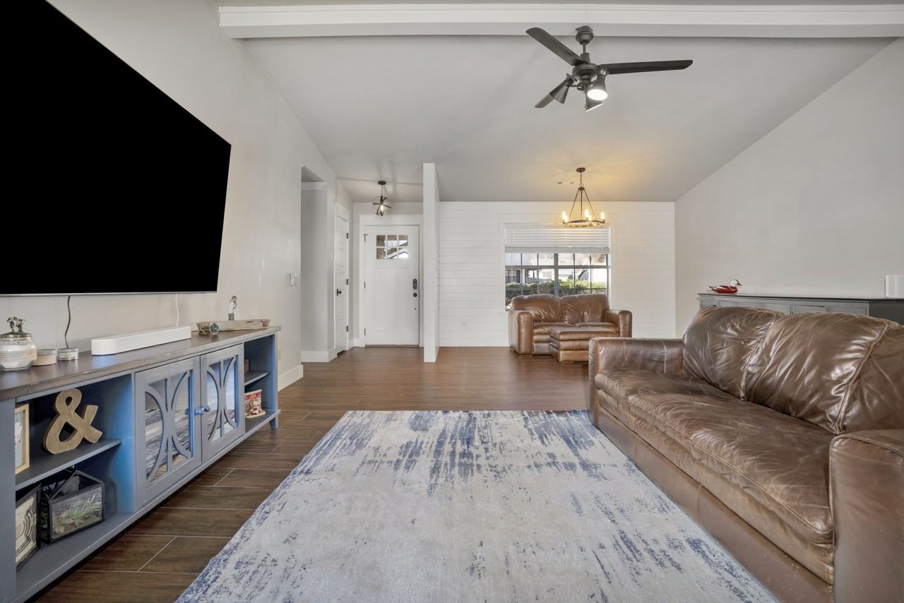 1703 Willard St - Photo 6 of 21