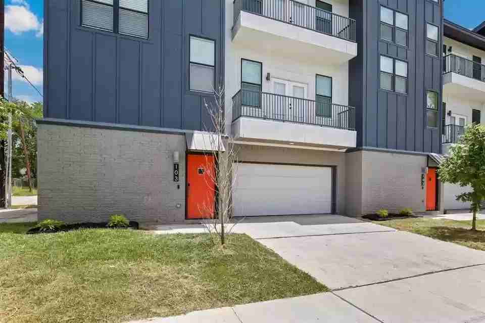 320 Winslet Dr #103 - Photo 2 of 22