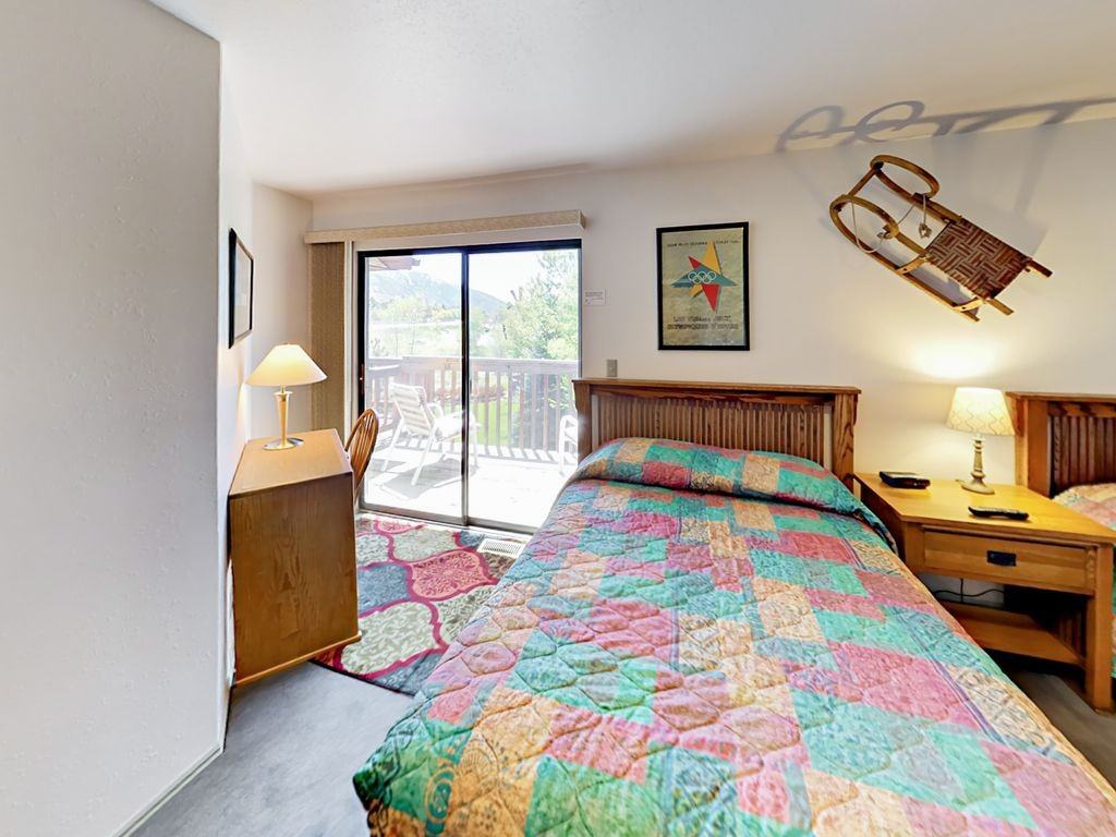 8014 S Sunnyoak Cir - Photo 5 of 20