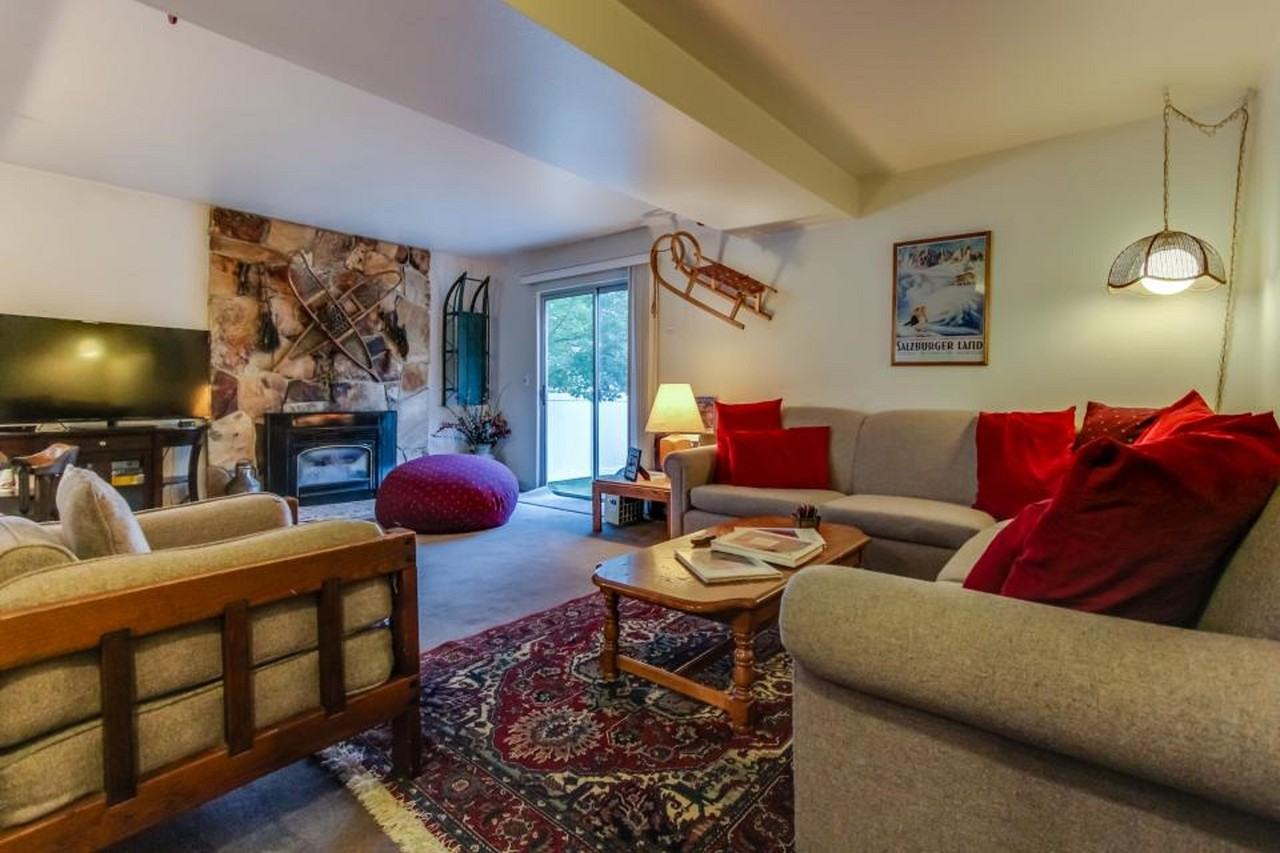 3300 E Fort Union Blvd - Photo 4 of 19