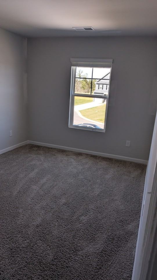 2055 Signal Court Rd - Photo 2 of 7