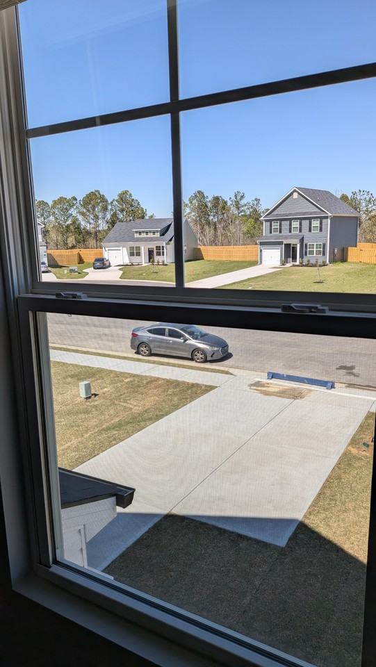 2055 Signal Court Rd - Photo 5 of 7