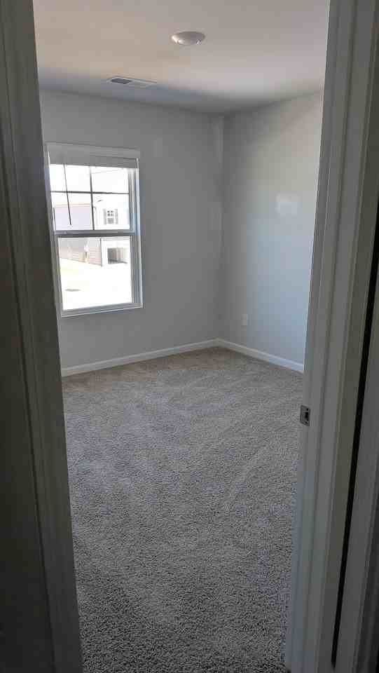 2055 Signal Court Rd - Photo 6 of 7