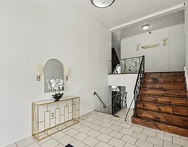 259 Chestnut St #A - Photo 3 of 10