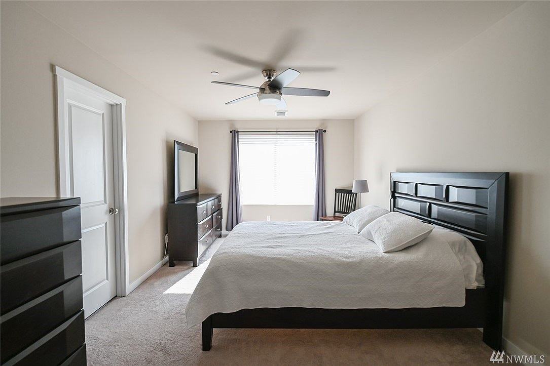 7907 20th Avenue Southeast - Photo 5 of 16