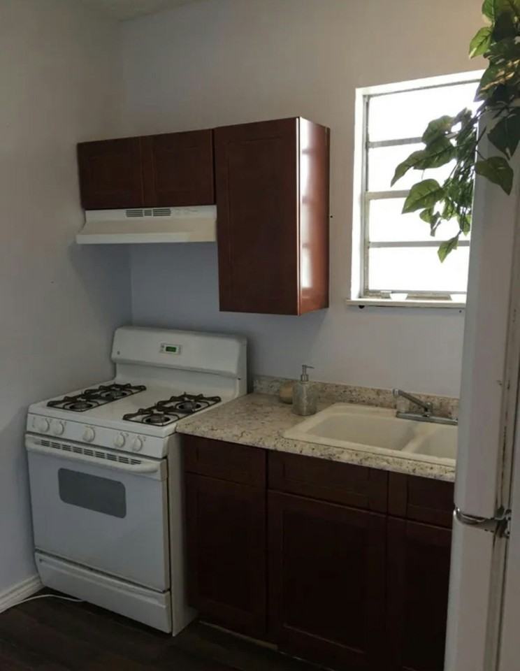 6833 Avenue C, Unit 1 - Photo 4 of 8