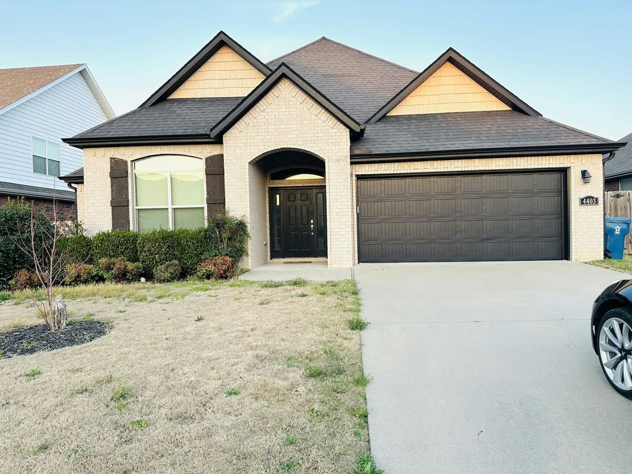 4403 Southwest Eggersway Place - Photo 4 of 47