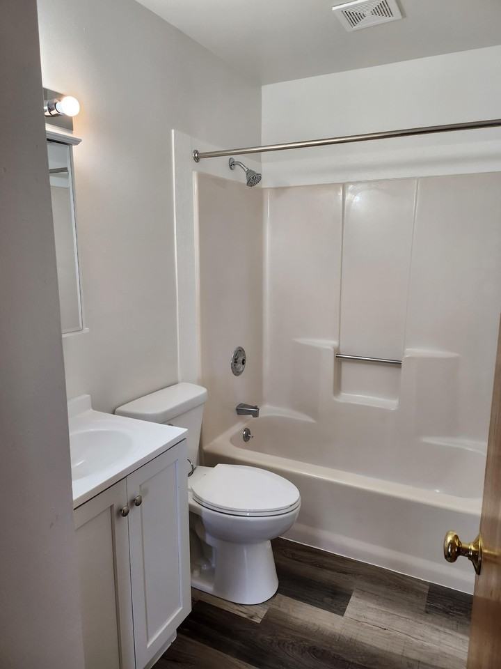 657 Foxtree Circle - Photo 6 of 15