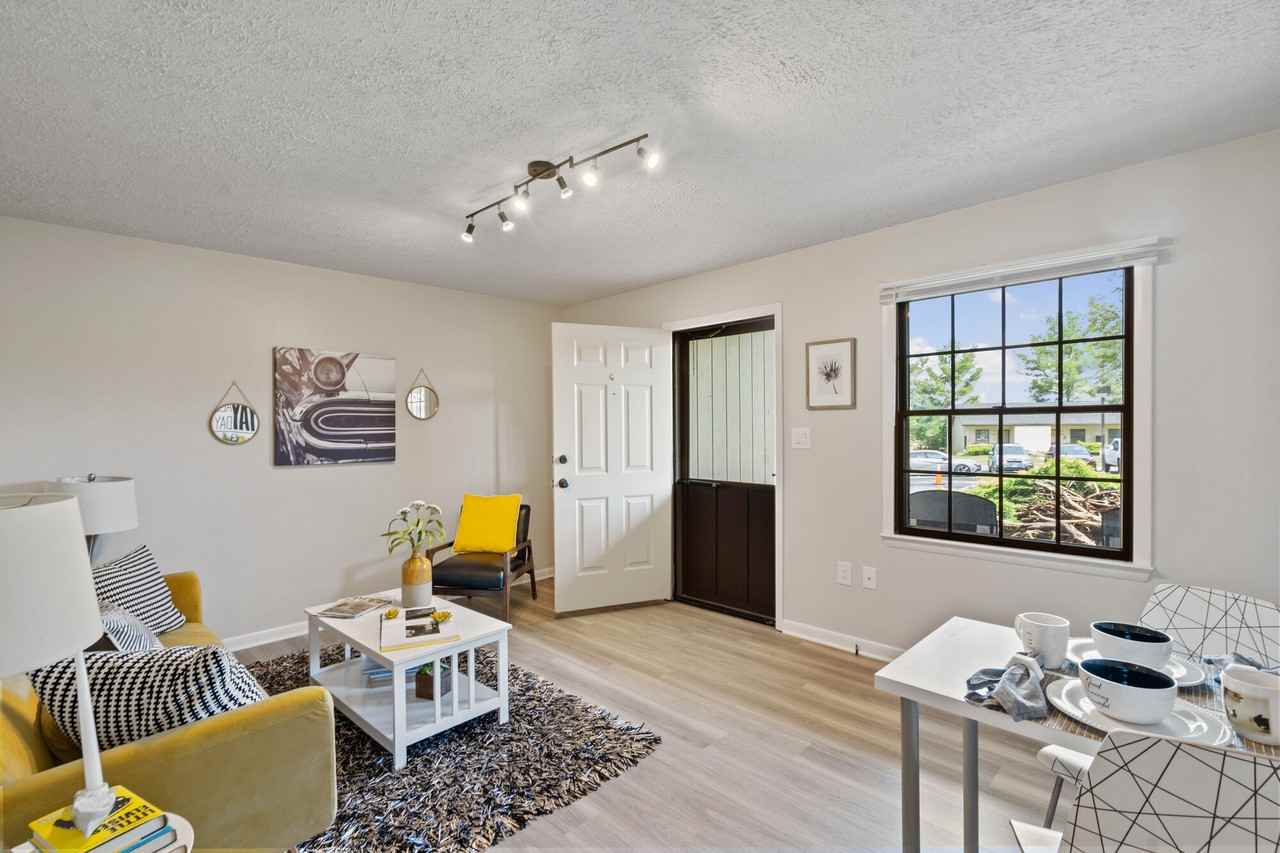 The Flats @ Winchester - Photo 2 of 50