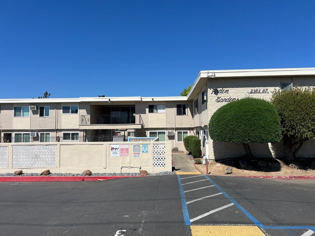 2383,2385,2387 Arden Way - Photo 2 of 27