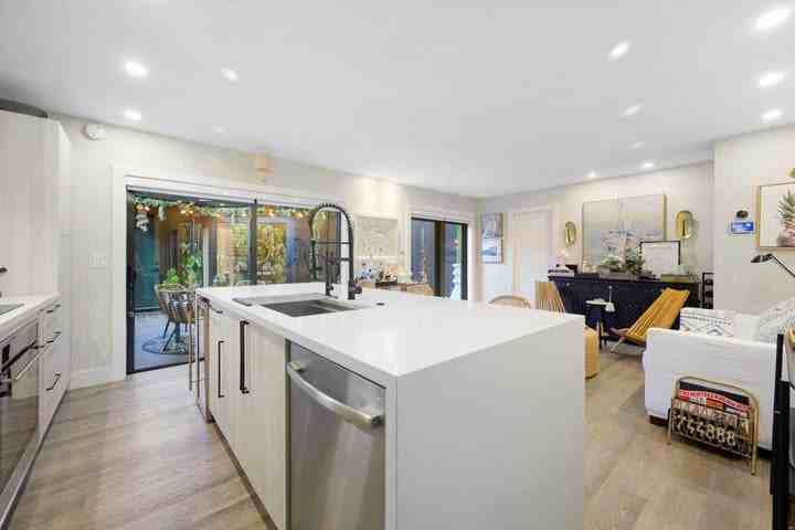 1605 U.S. 1 #1 10c - Photo 4 of 9