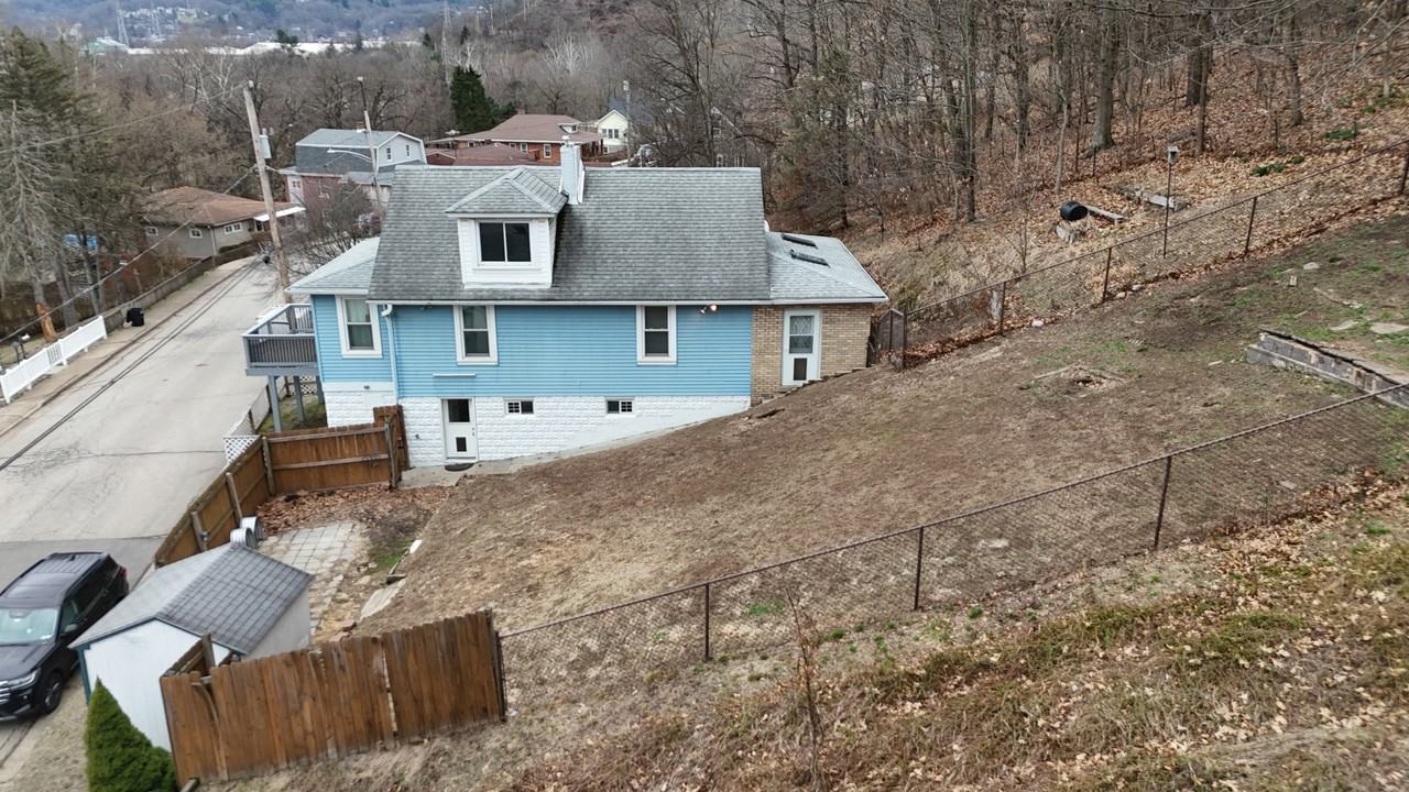 798 Valley Rd #1 - Photo 2 of 16