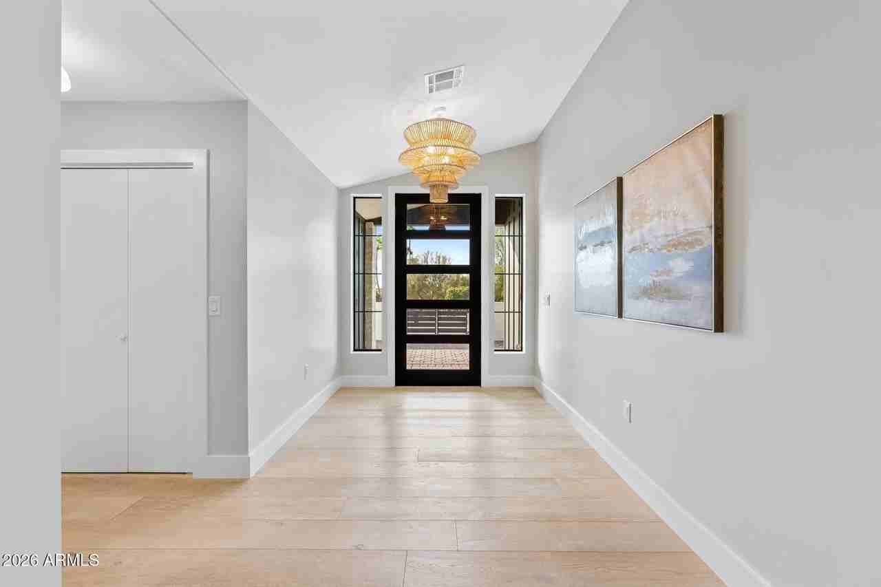 3842 E San Miguel Ave - Photo 2 of 50