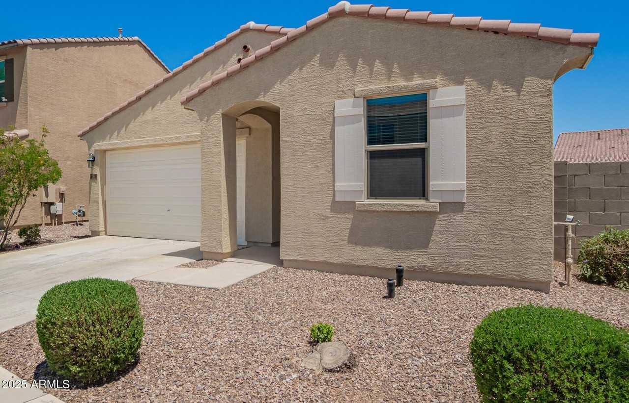 4123 S 97th Dr - Photo 6 of 32