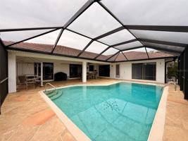 featured image of 2460 W Marion Ave