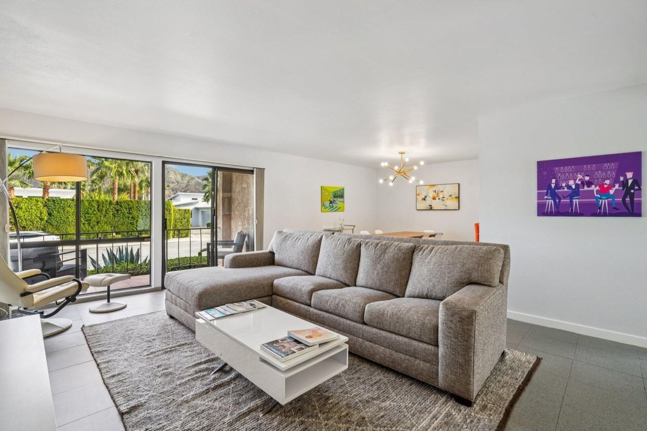 2727 S Sierra Madre Unit 5 - Photo 4 of 47