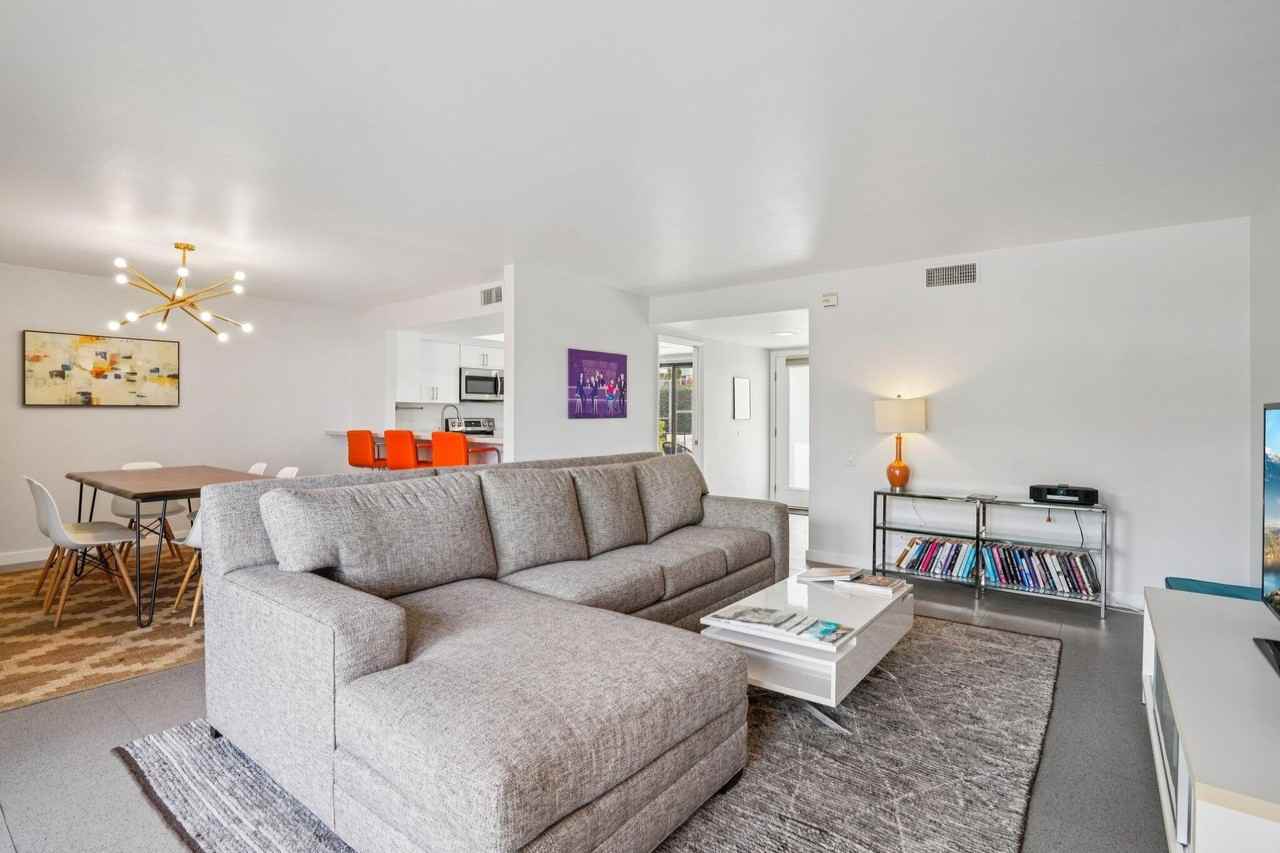 2727 S Sierra Madre Unit 5 - Photo 6 of 47