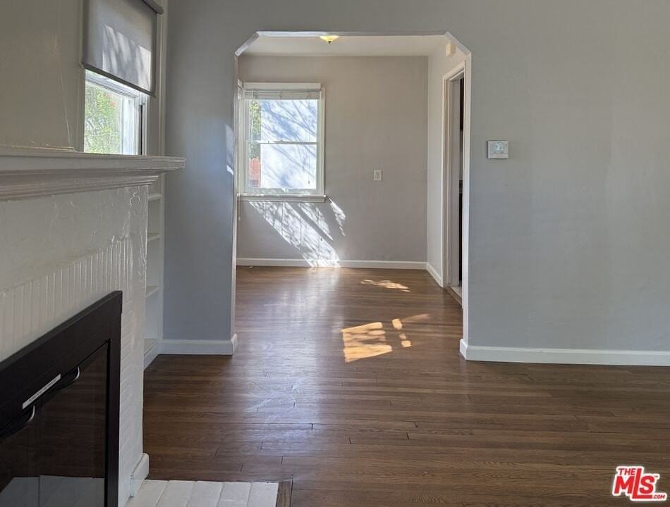 11527 Albers St - Photo 7 of 25