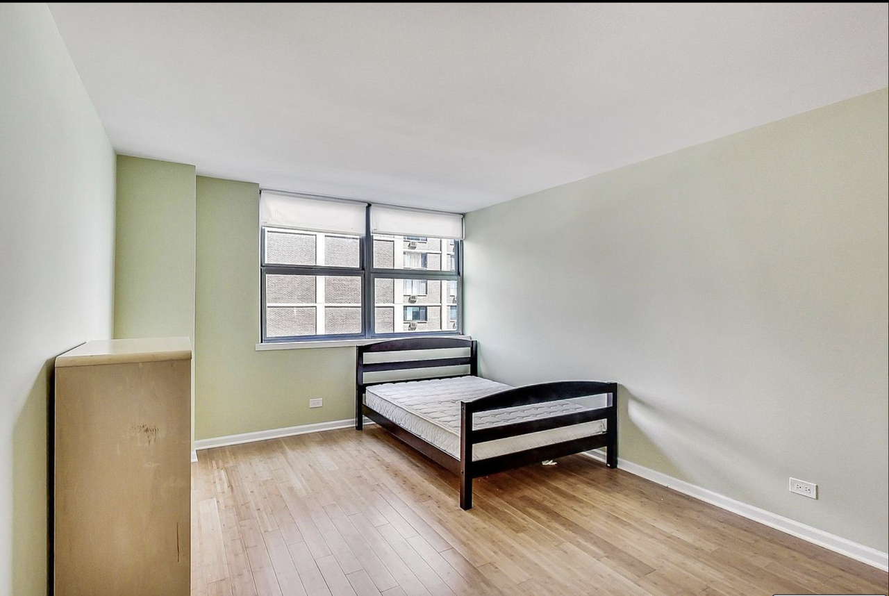 6301 N Sheridan Rd #7C - Photo 4 of 13