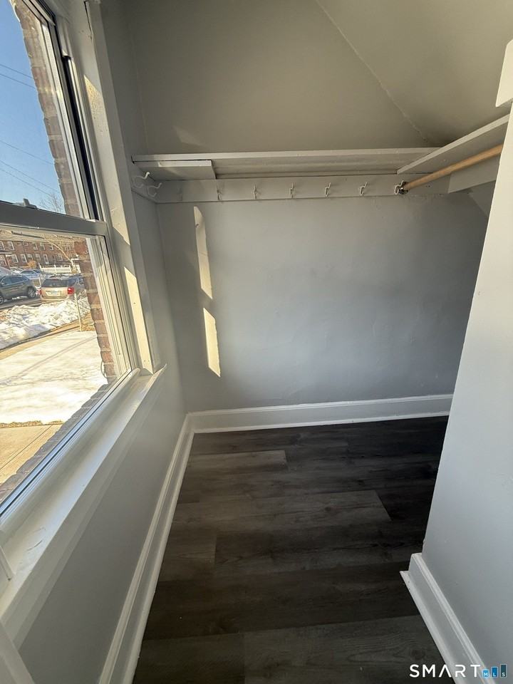 36 Carver St #1 - Photo 4 of 16