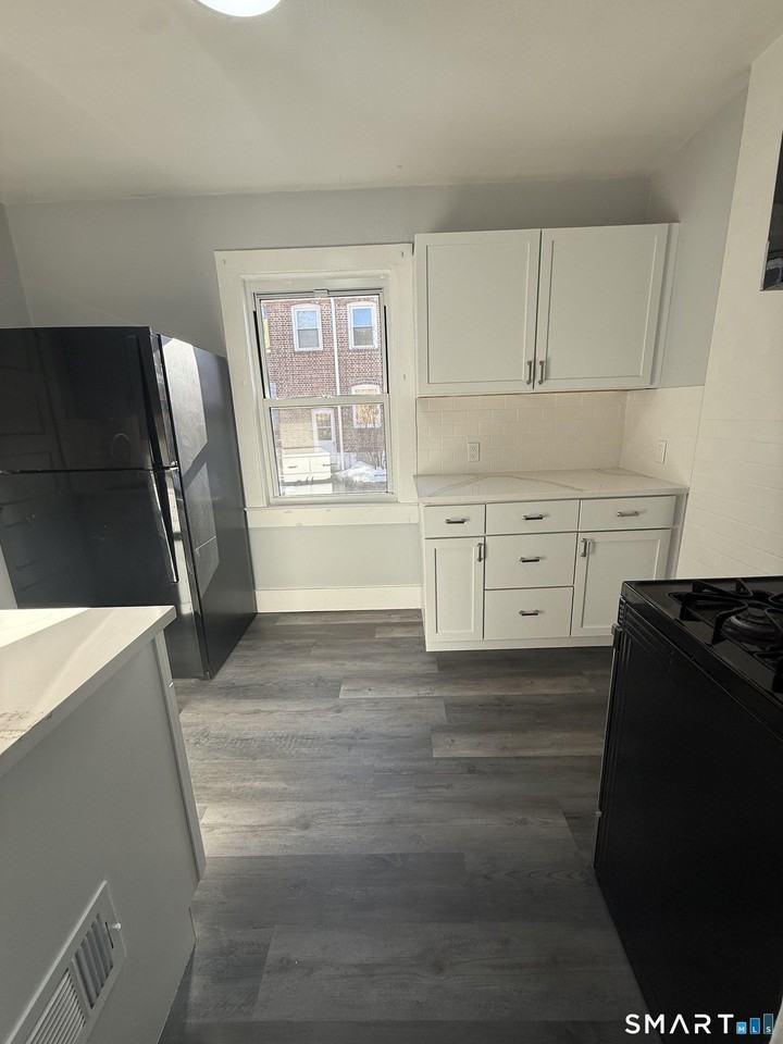 36 Carver St #1 - Photo 7 of 16
