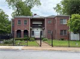 featured image of 3548 Main St #2