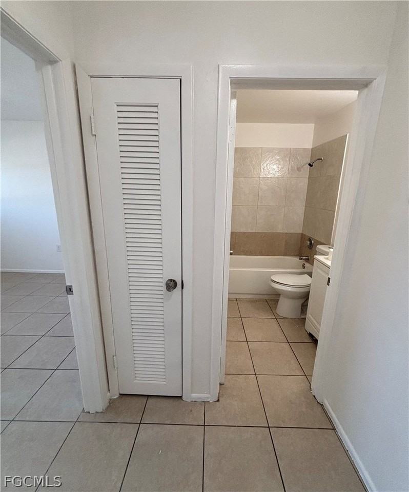 704 Se 46th Ln #B - Photo 5 of 10