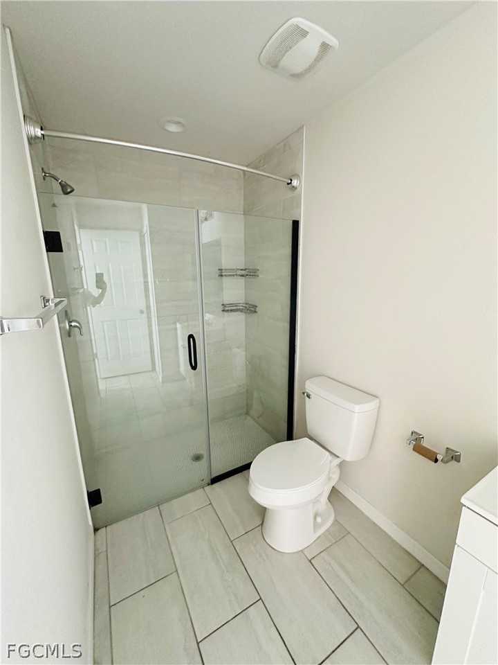 3020 Skyline Blvd - Photo 3 of 25