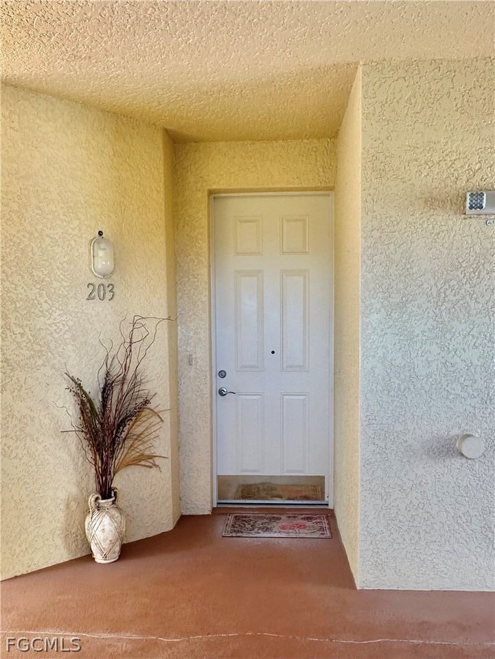 1133 Van Loon Commons Cir #203 - Photo 5 of 27
