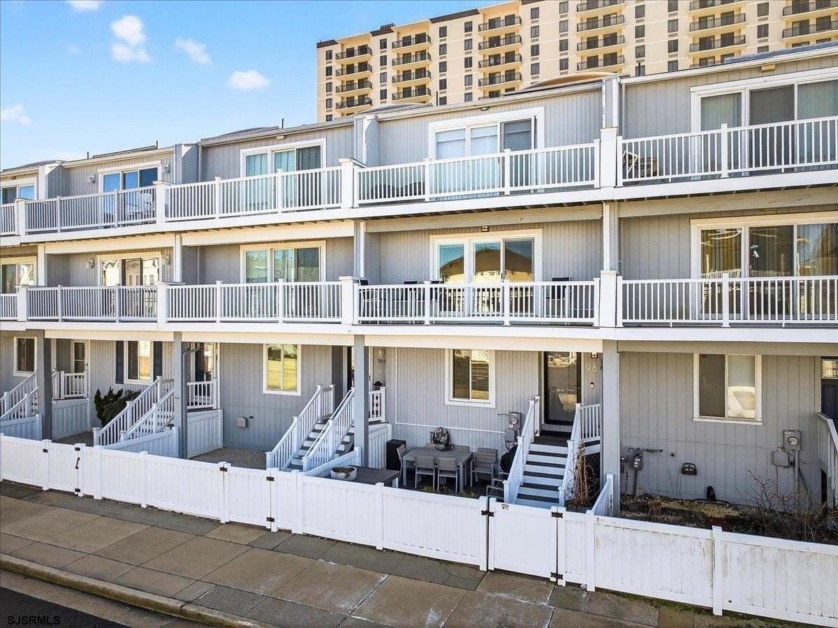 9616 Pacific Ave #9616 - Photo 5 of 44