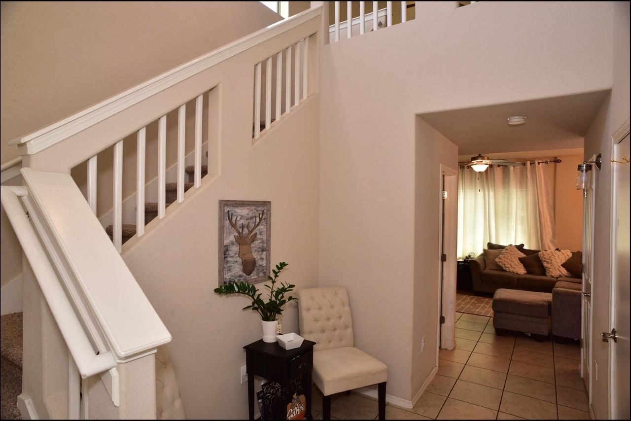 6246 Viale Del Sol Ave - Photo 2 of 44