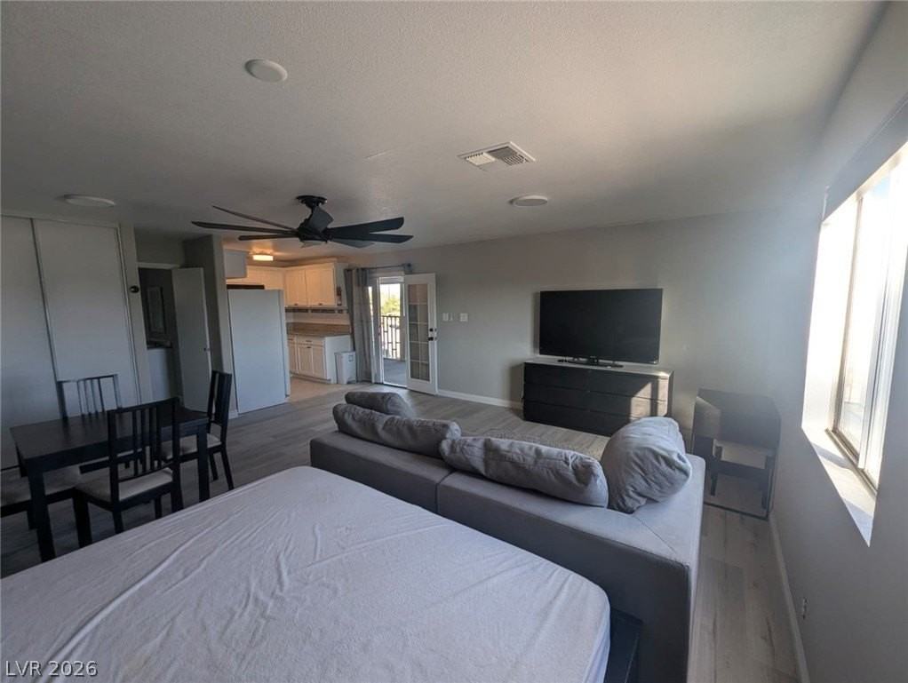 5808 Evergreen Ave - Photo 6 of 13