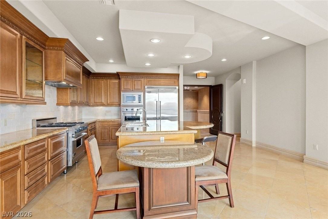 9101 Alta Dr #16 - Photo 4 of 35