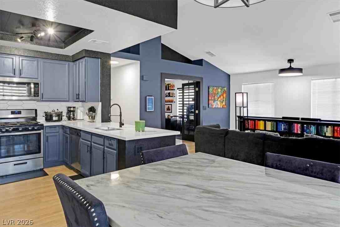 5201 S Torrey Pines Dr #1227 - Photo 4 of 25